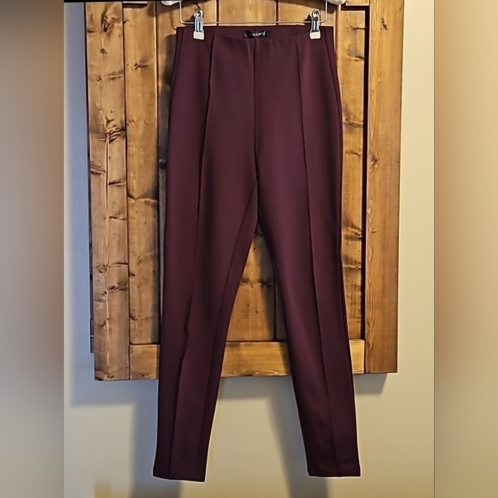 DYNAMITE Plum Rayon Spandex Stretch Pleated Leggings size S